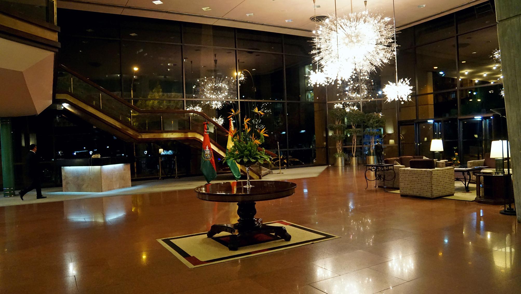 Real Plaza Hotel & Convention Center 拉巴斯 外观 照片