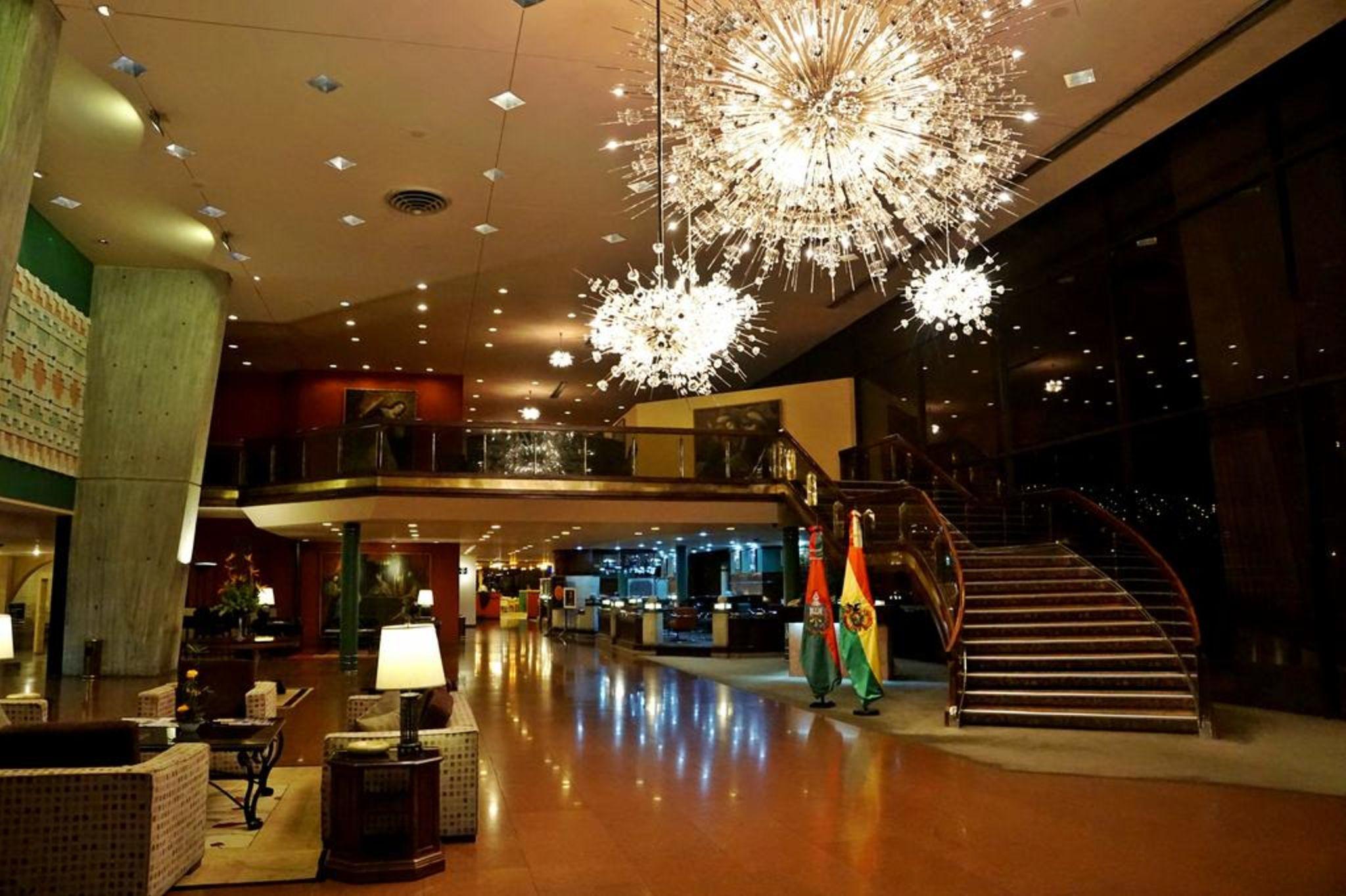 Real Plaza Hotel & Convention Center 拉巴斯 外观 照片